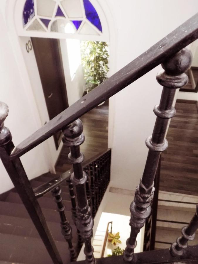 Residencia Viriato Hostel Seville Luaran gambar