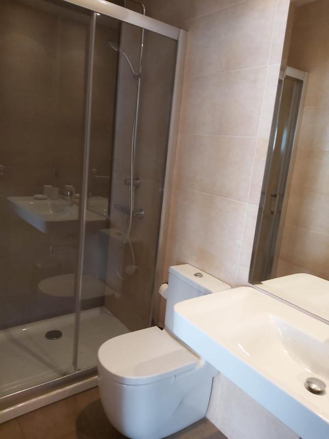 Residencia Viriato Hostel Seville Luaran gambar